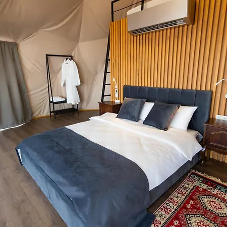 Moncastro Glamping Hotel Vylkove Exterior photo