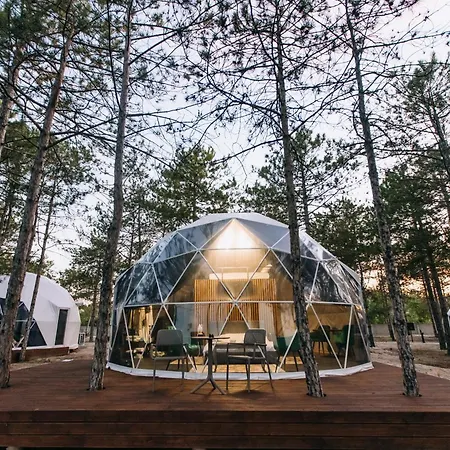 Moncastro Glamping Hotel Vylkove Exterior photo