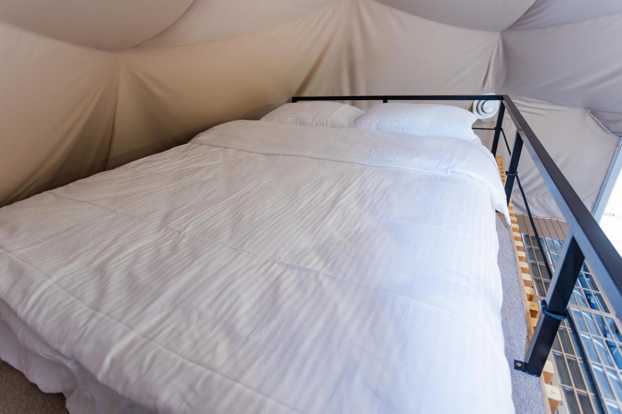 Moncastro Glamping Luxury tent