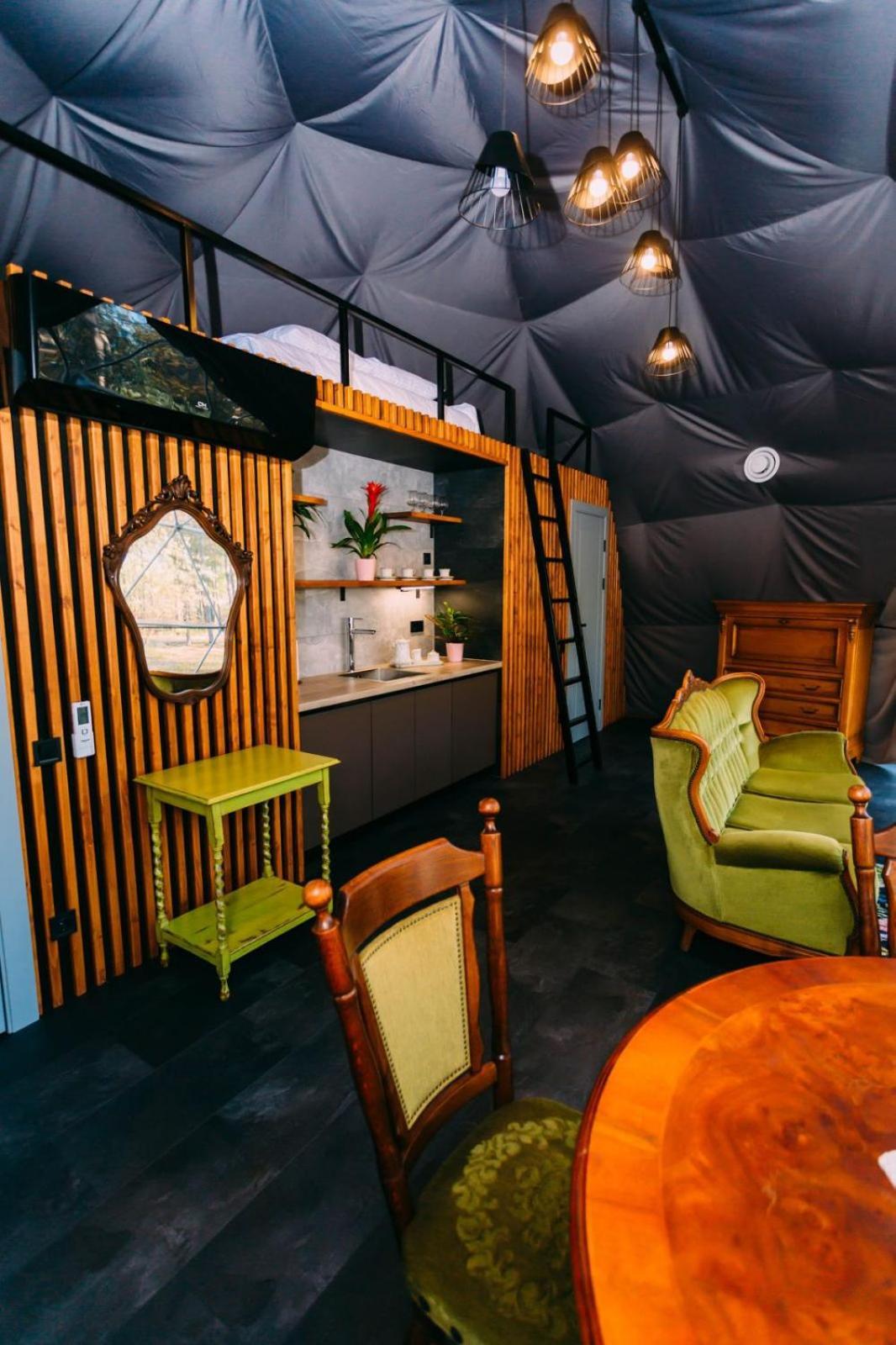 Moncastro Glamping *