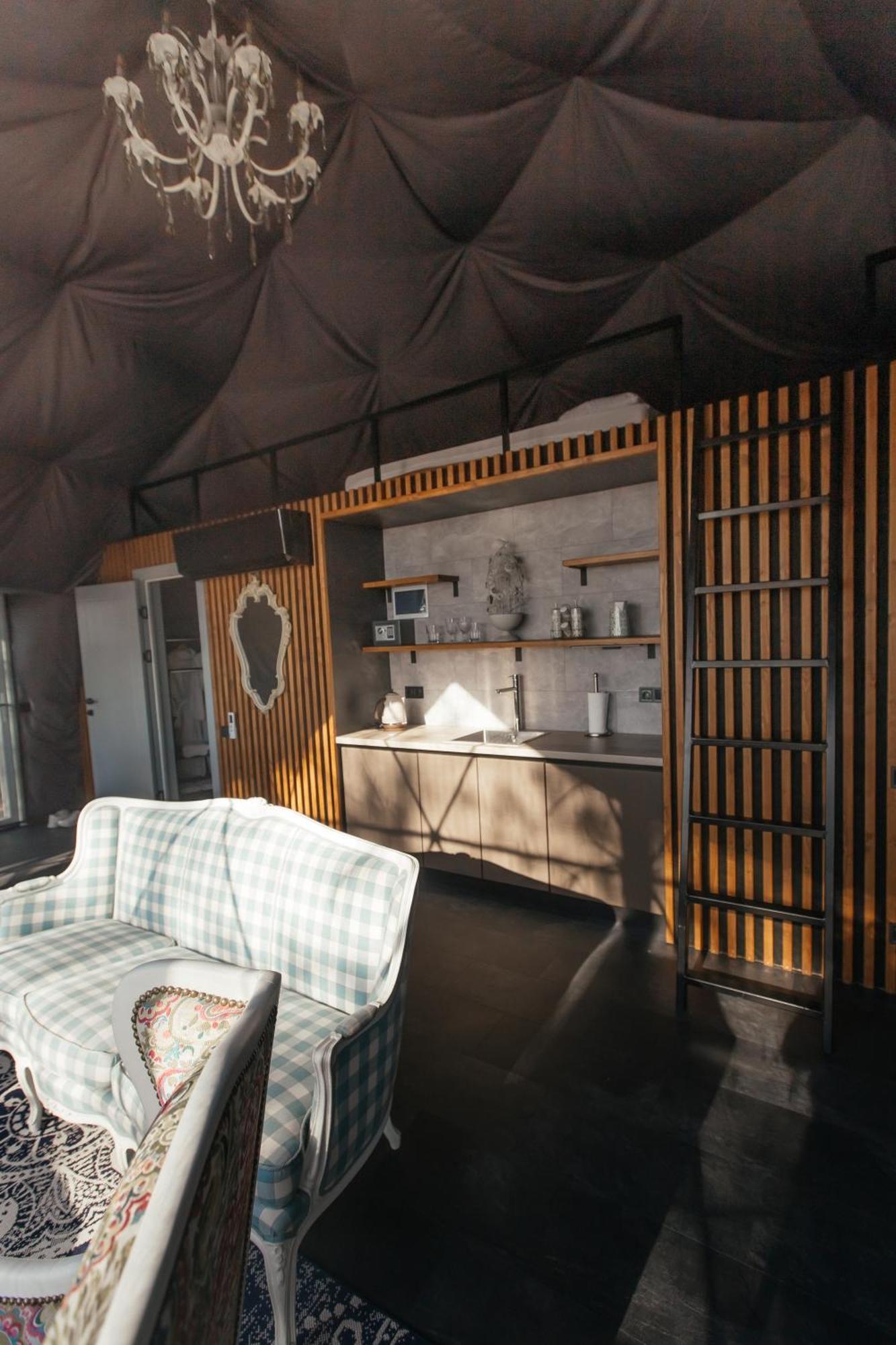 Moncastro Glamping Luxury tent *
